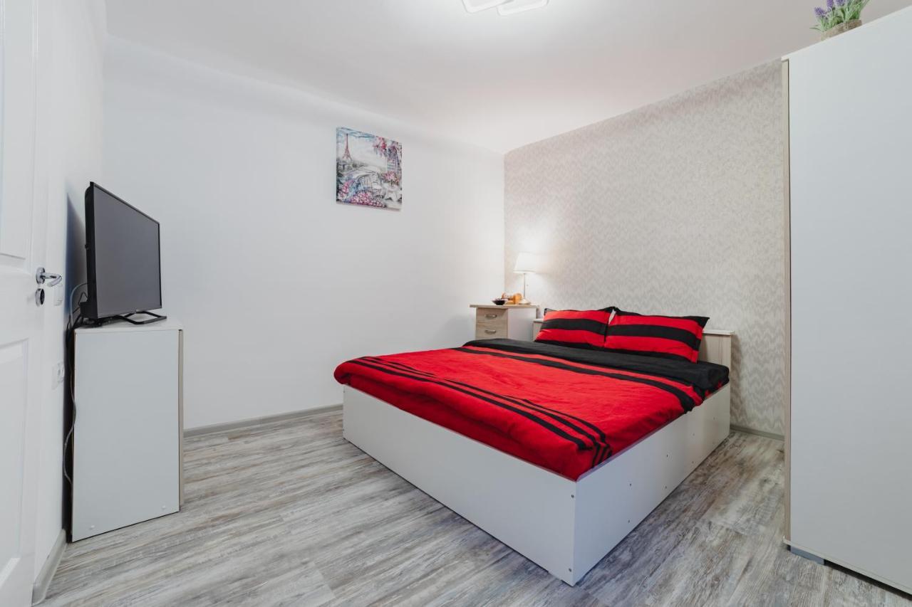 Studio Central Poarta Schei Braşov Extérieur photo